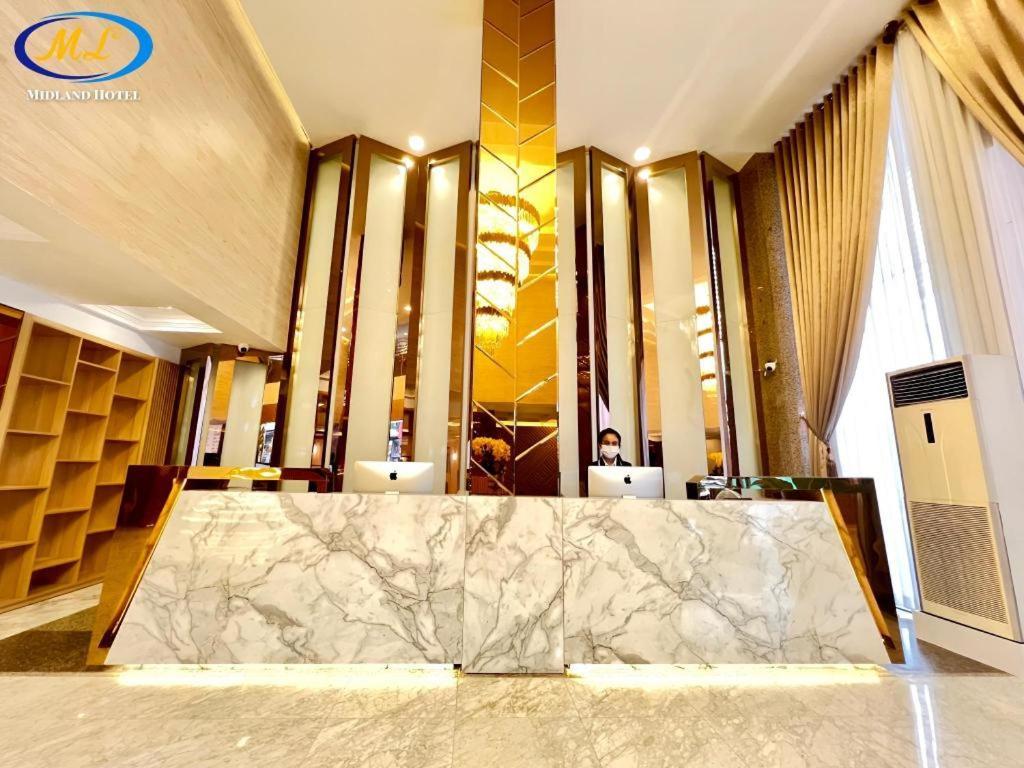 Midland Hotel Phnom Penh Eksteriør billede