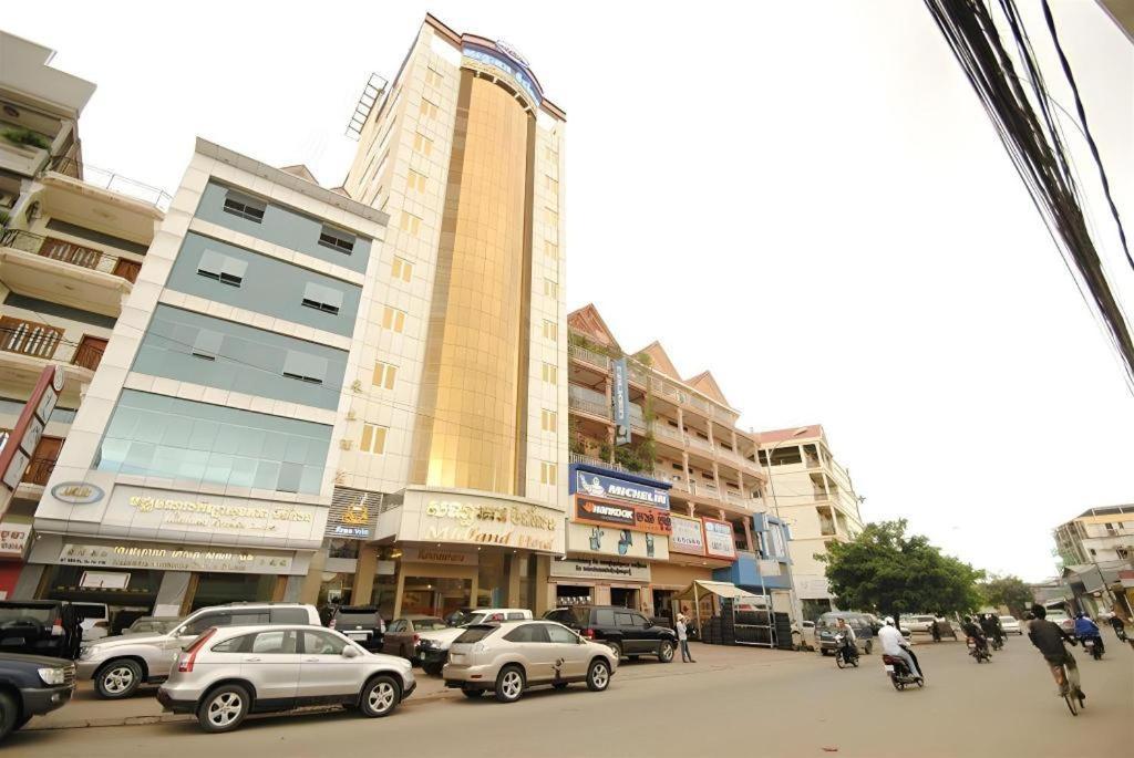 Midland Hotel Phnom Penh Eksteriør billede
